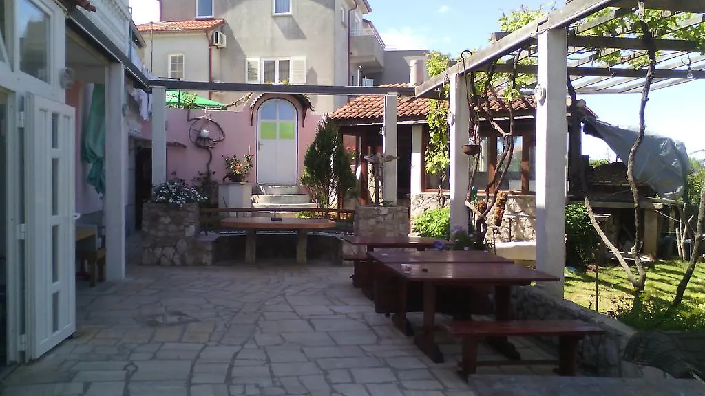Apartments Nives Mali Losinj