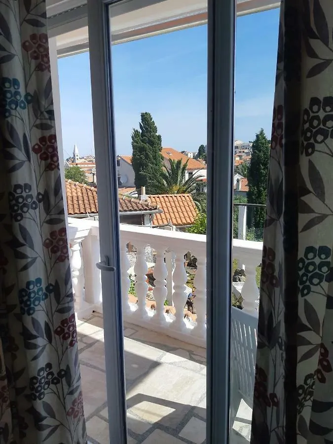 Apartments Nives Mali Losinj 0*,  Croatia